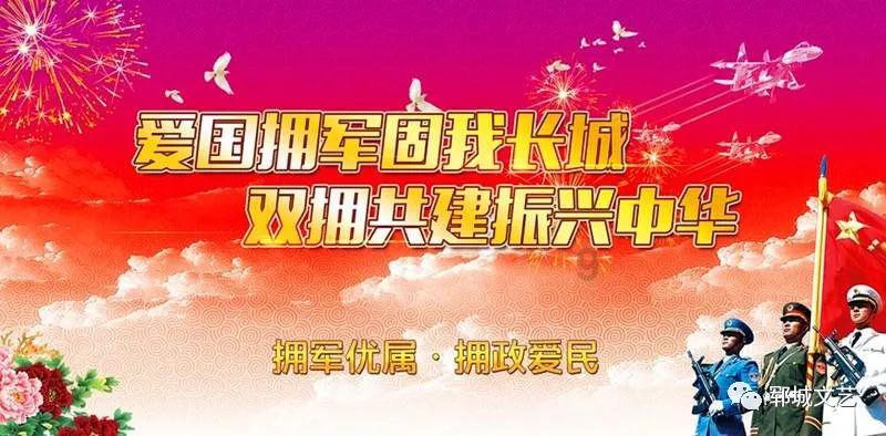 漂亮女孩清洗车